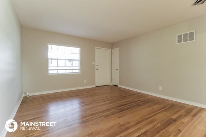 1010 Sierra Lane - Photo 3 of 16