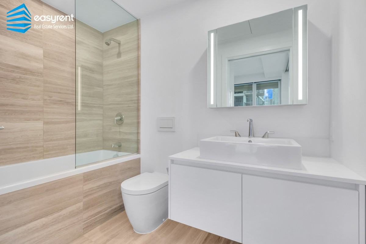 1480 Howe Street - Photo 3 of 37