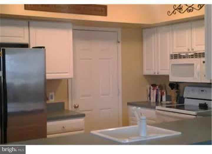 141 Horseshoe Dr - Photo 3 of 20