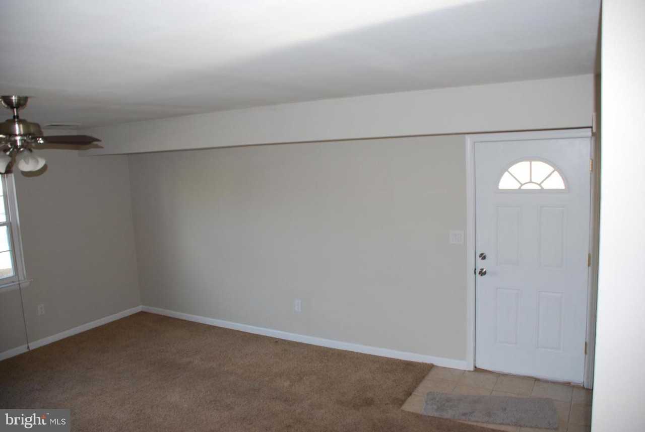 6 Mimosa Ct - Photo 2 of 9