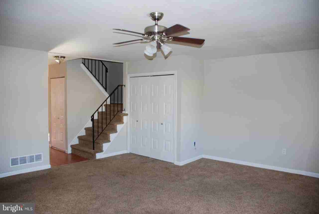 6 Mimosa Ct - Photo 3 of 9