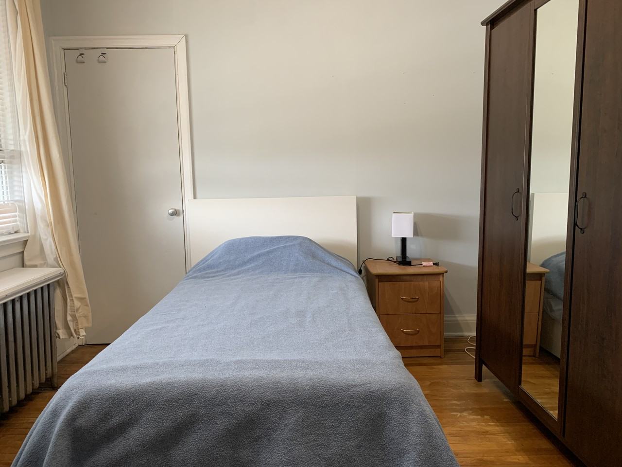 1677A Keele Street - Photo 2 of 22