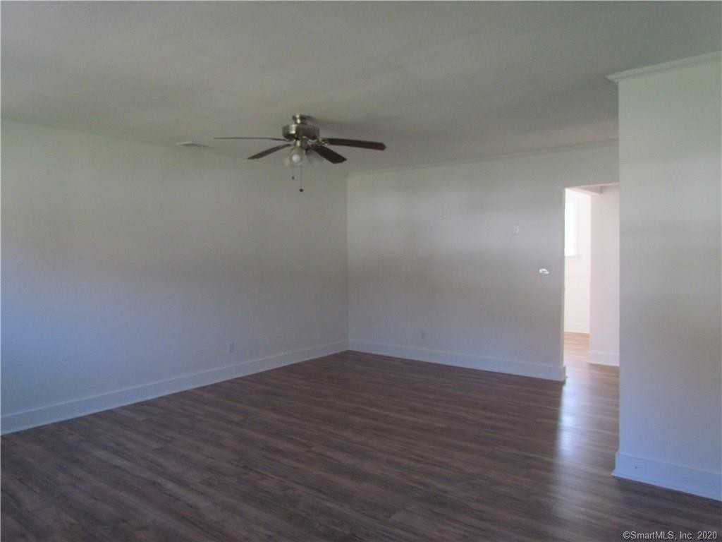 45 Bassick Road - Photo 3 of 16