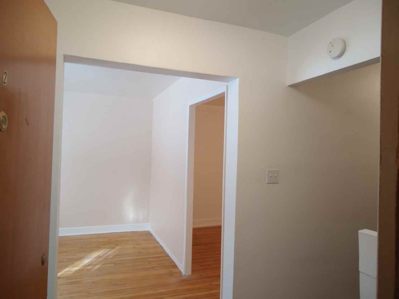 4220 Boulevard Saint Joseph - Photo 2 of 11