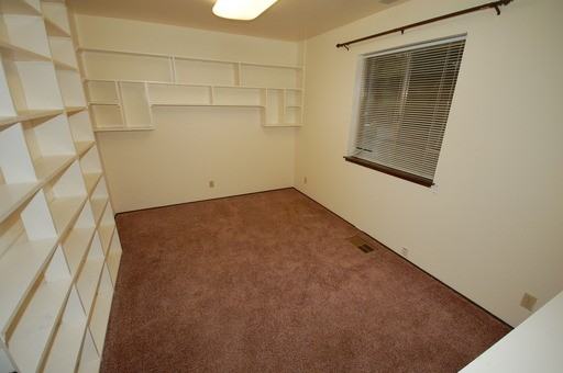 13891 Druid Ln - Photo 3 of 12