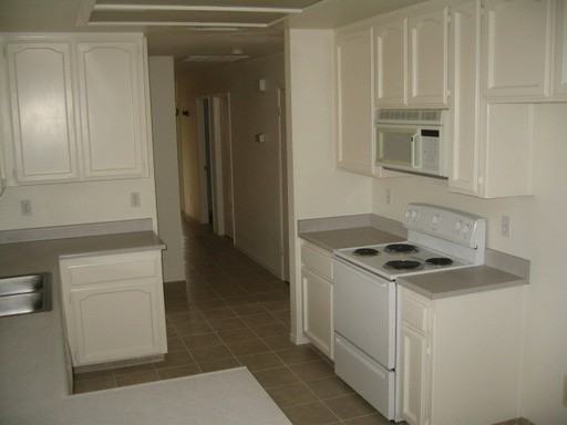 856 S 1st St - Photo 2 of 13