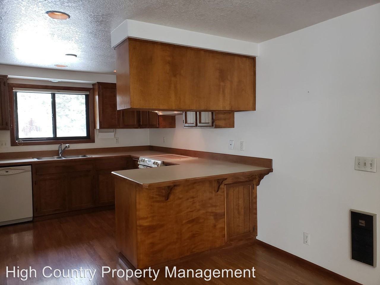 19759 Poplar Street - Photo 3 of 16