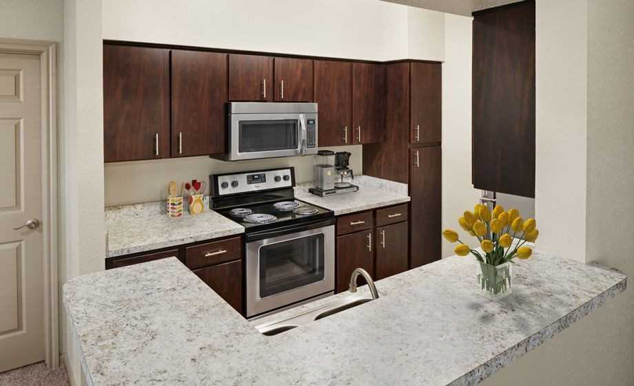 Camden Park Apartments For Rent 2700 Woodland Park Dr Houston Tx 770 With 5 Floorplans Zumper