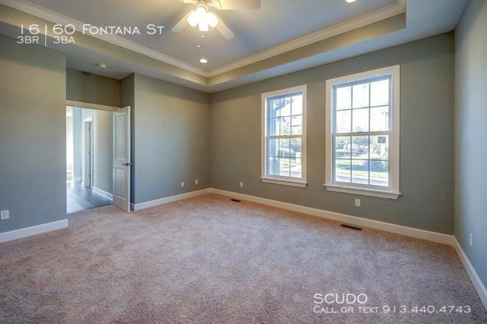 16160 Fontana St - Photo 3 of 10