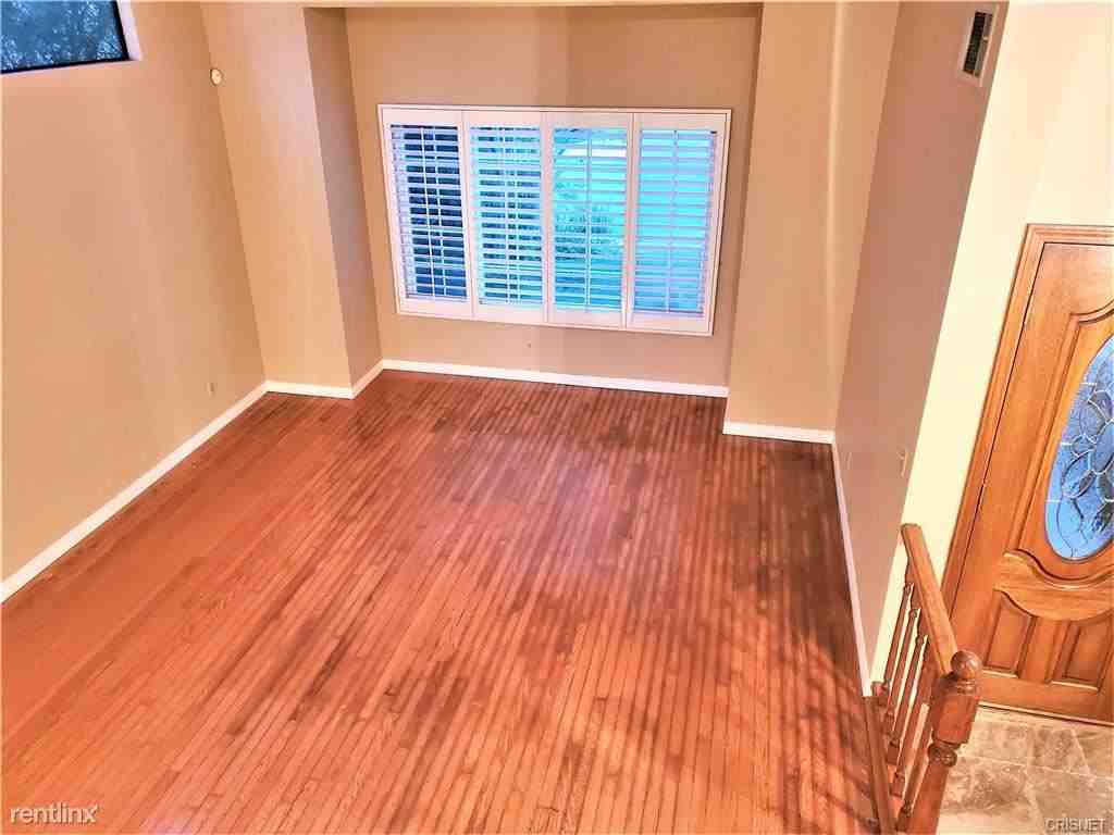 5530 Alfredo Ct - Photo 3 of 10