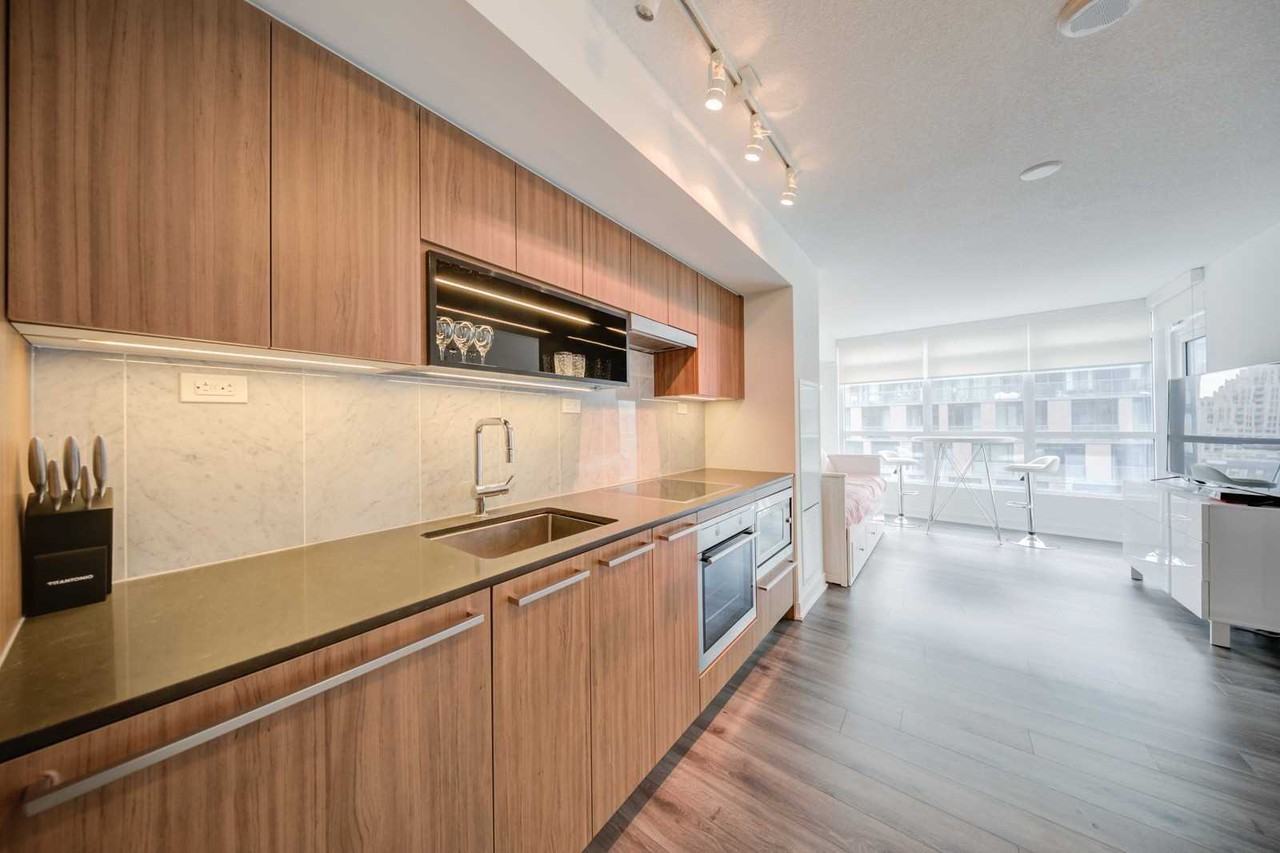 80 Queens Wharf Road #815