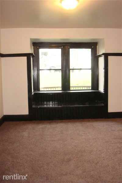 217 Brownsville Rd - Photo 2 of 6