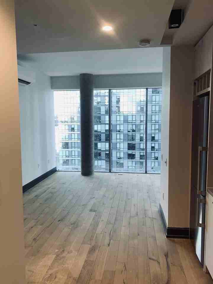 2508 Queens Plaza South 402 - Photo 3 of 9