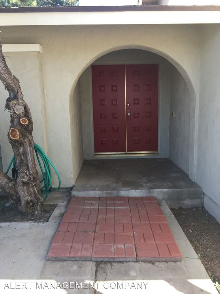 1501 Gallatin Place - Photo 3 of 36