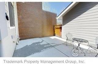 1042 W Mountain Ave - Photo 3 of 21