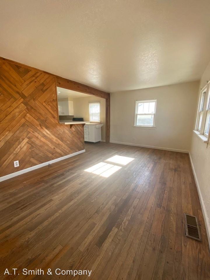 1254 Benton Street - Photo 3 of 14