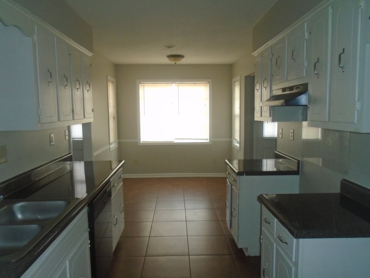 3626 Firethorne - Photo 3 of 12