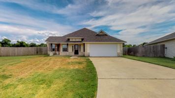 featured image of 2808 Horseback Dr