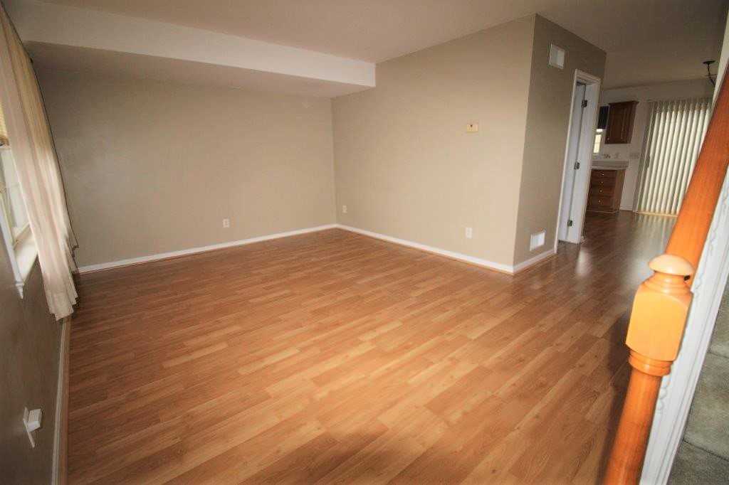 138 Bridle Path - Photo 2 of 10