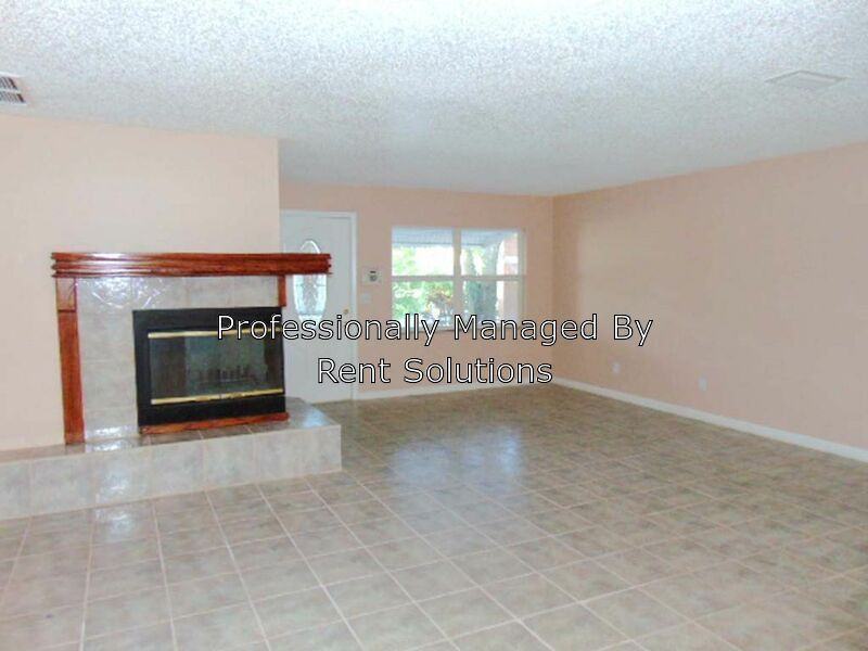 12816 128th Ave - Photo 3 of 18