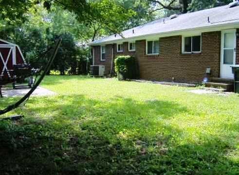 6930 Pallister Rd - Photo 2 of 11