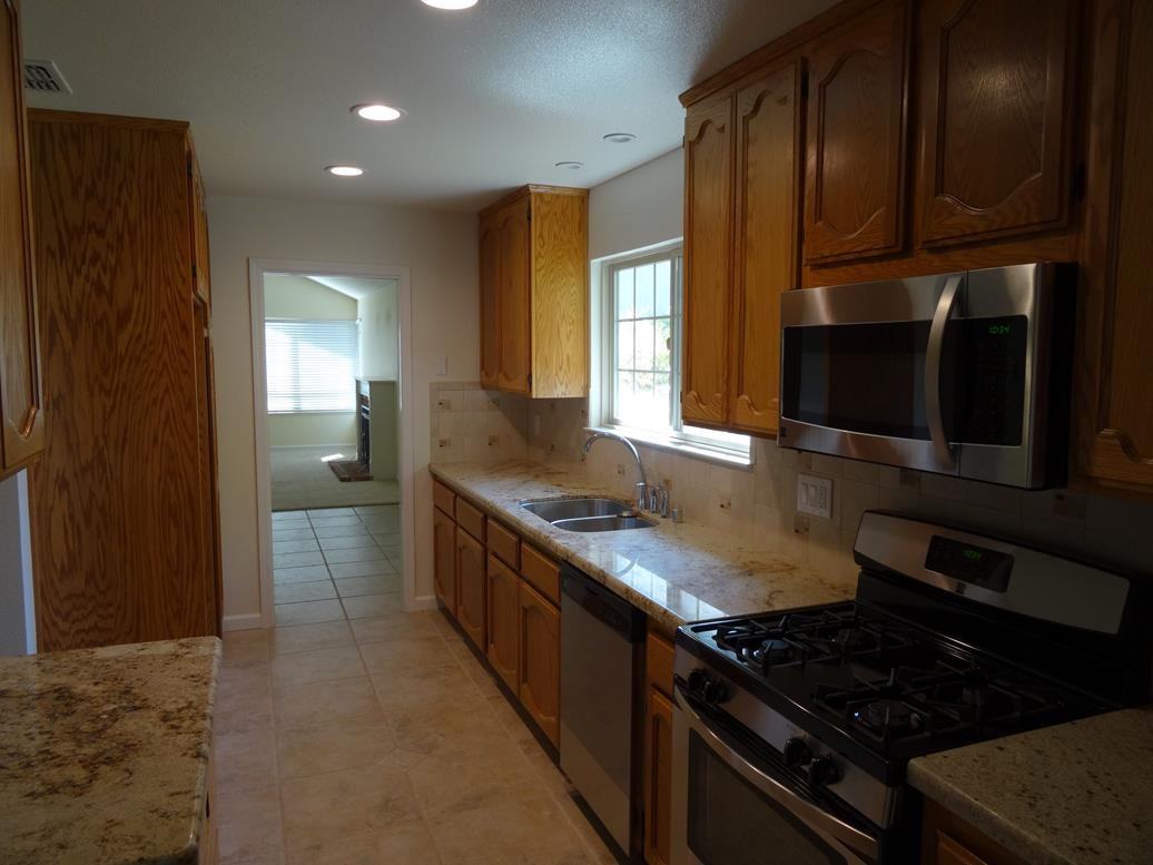 6609 Thunderhead Cir - Photo 2 of 16