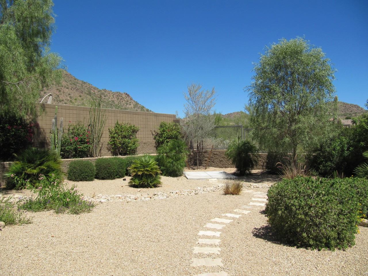 14514 E Wethersfield Rd - Photo 3 of 15