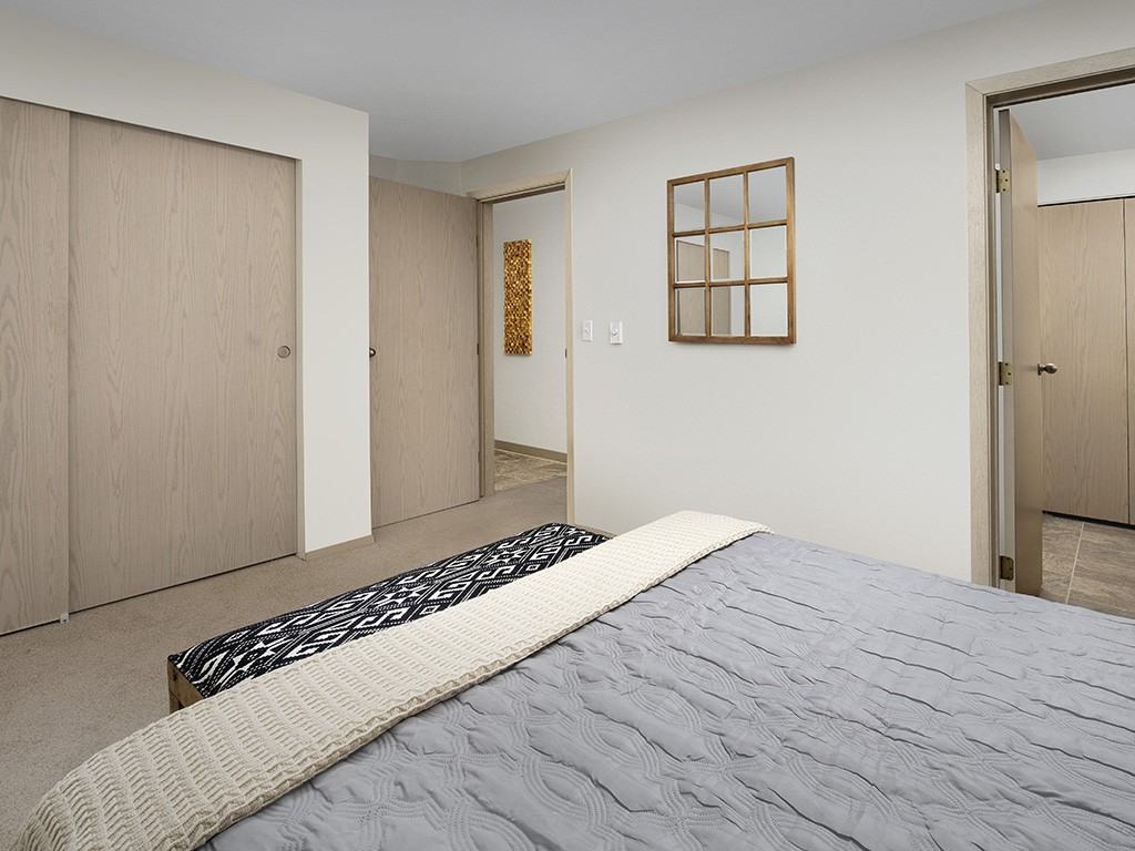 Rivergreens Apartments - Photo 6 of 55
