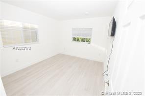 350 Northwest 19th Terrace #59 - Photo 3 of 5