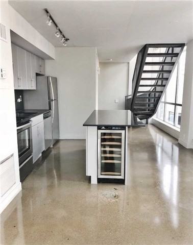 36 Charlotte Street #0704