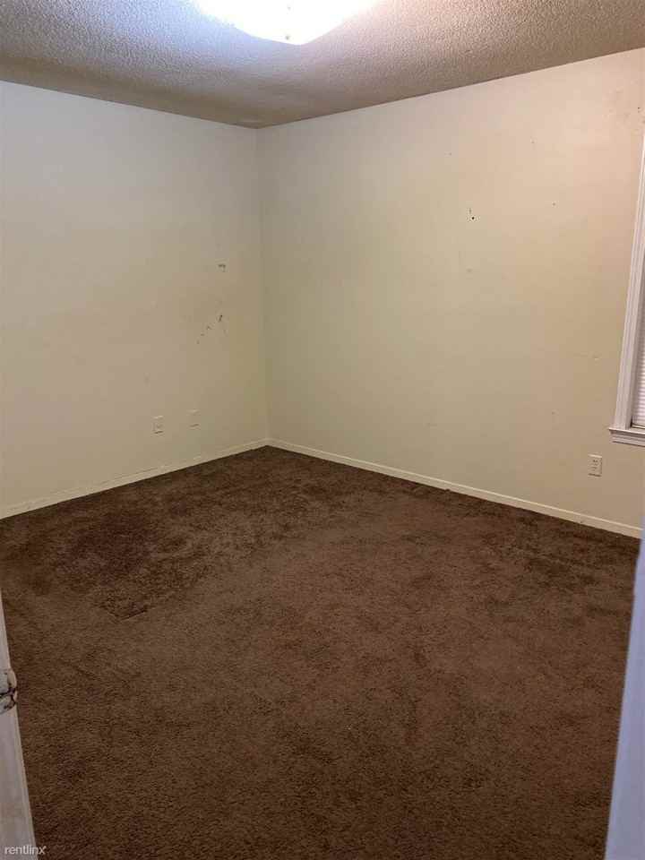 6419 Ashton Rd - Photo 2 of 5