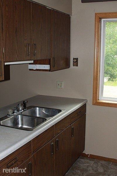 211 South Chapman Street - Photo 2 of 5