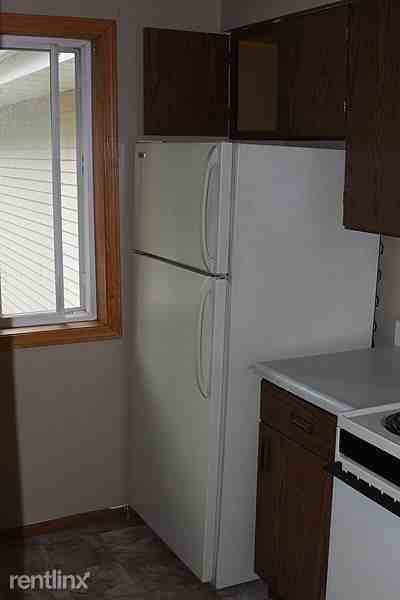 211 South Chapman Street - Photo 3 of 5