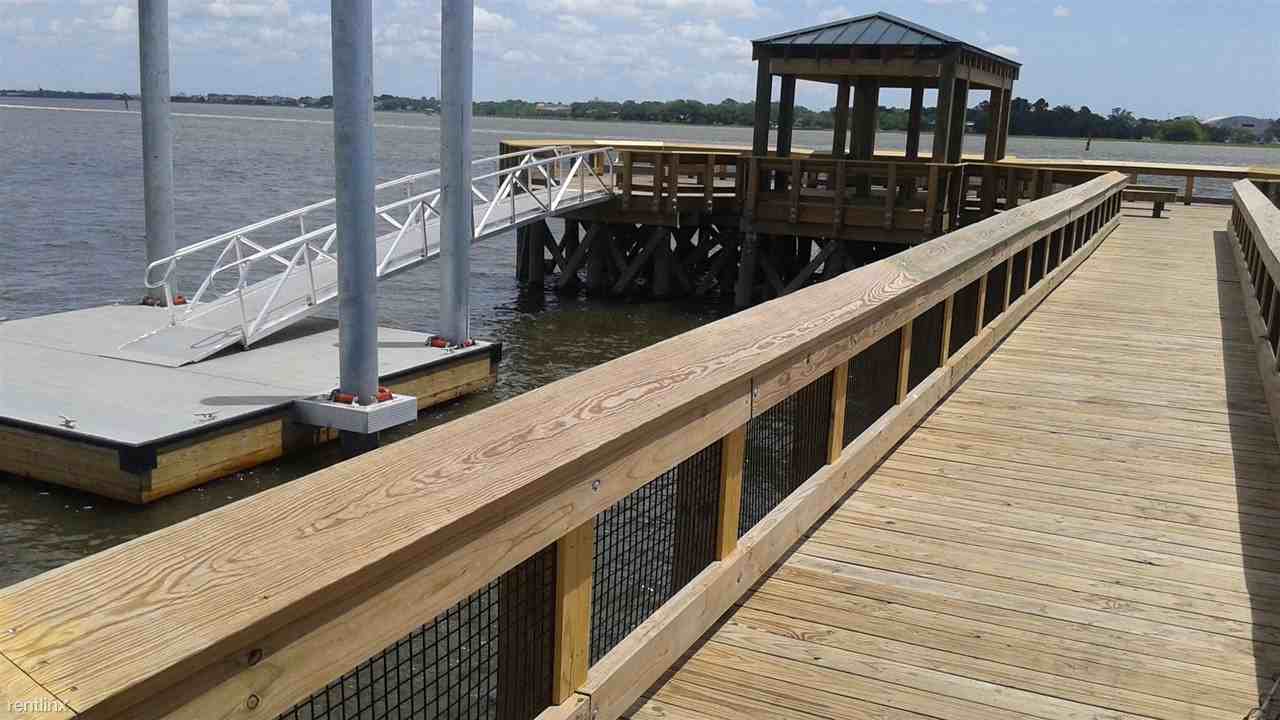 958 Battery Ave - Photo 3 of 14