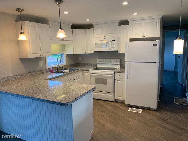 135 Pioneer Ln - Photo 2 of 13