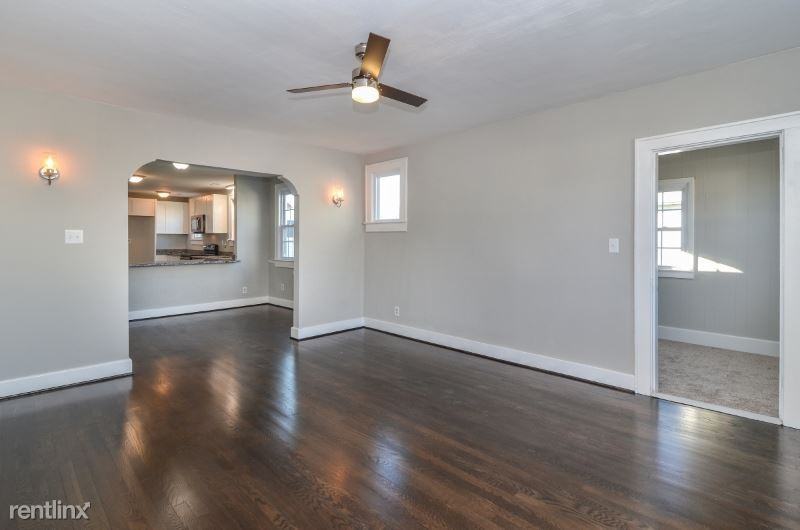 3211 Madison Ave - Photo 3 of 30