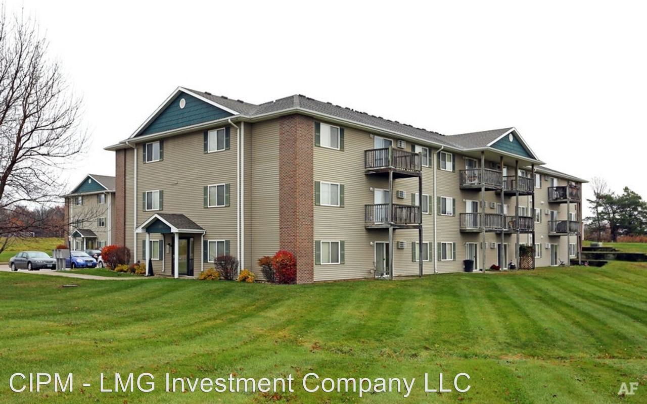 1610 W 7th St S - Photo 2 of 11