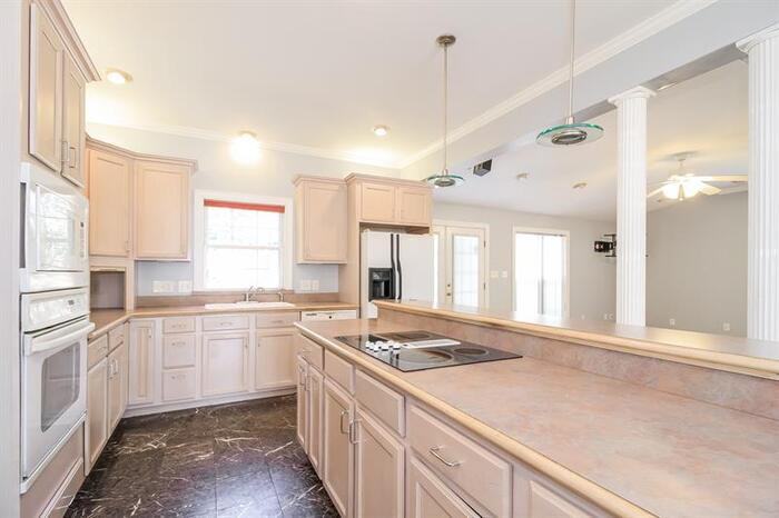2709 Colton Drive - Photo 2 of 13
