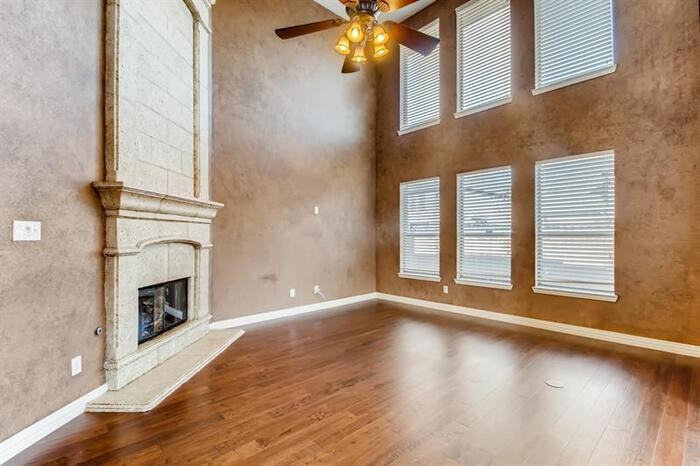 778 Fall River Drive - Photo 2 of 18