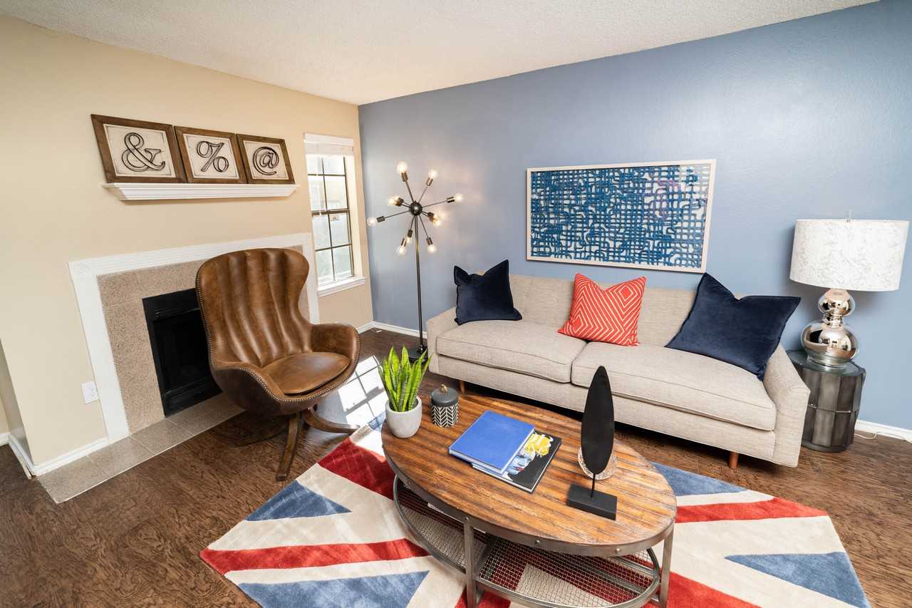 z-100121-Avion - Photo 2 of 20