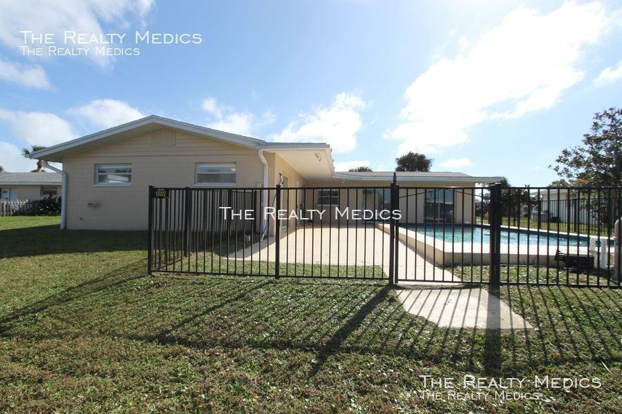 116 Anchor Dr - Photo 3 of 27