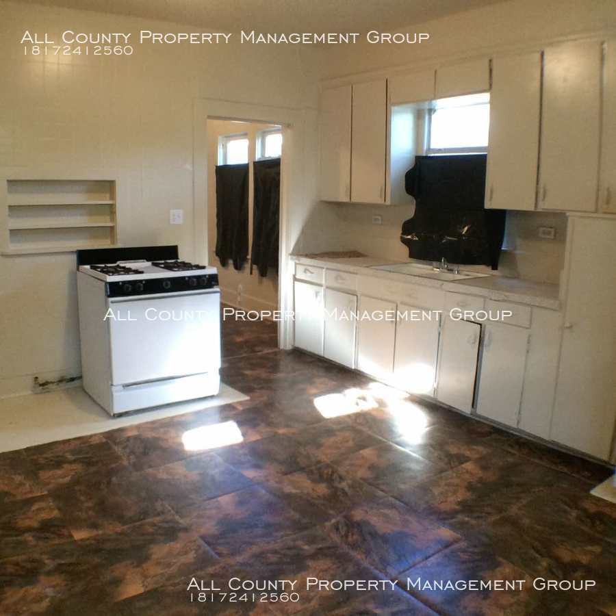 3505 Lipscomb Street - Photo 3 of 6
