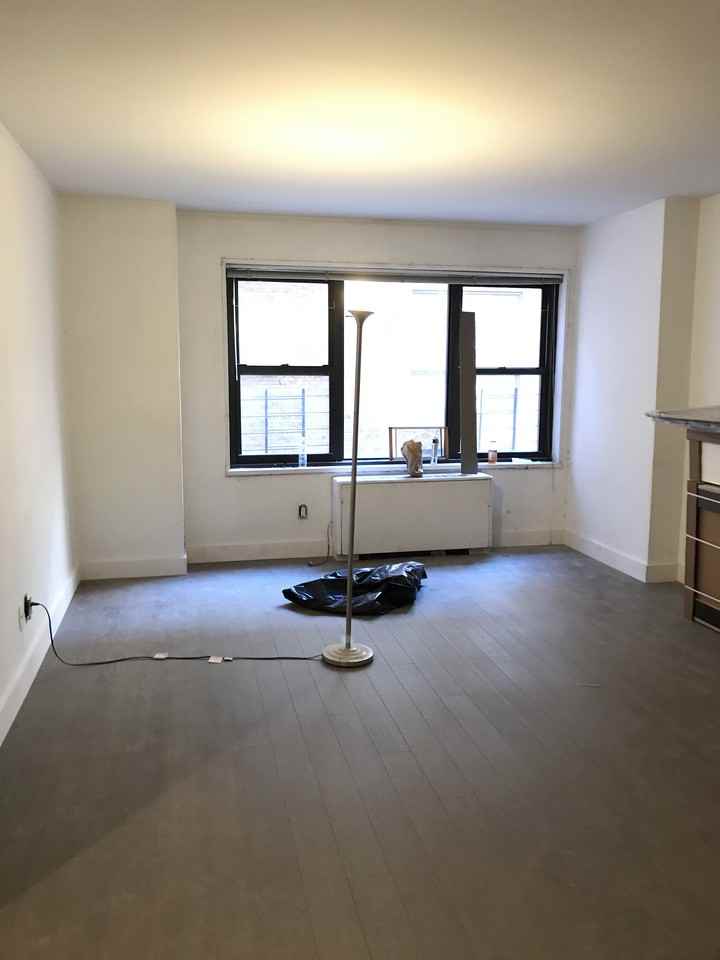 E 34th St & 3rd Ave #4N - Photo 2 of 8