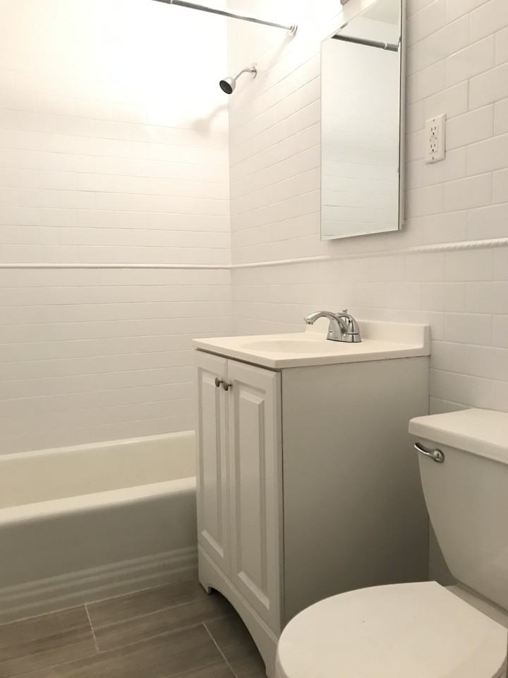 E 34th St & 3rd Ave #4N - Photo 3 of 8