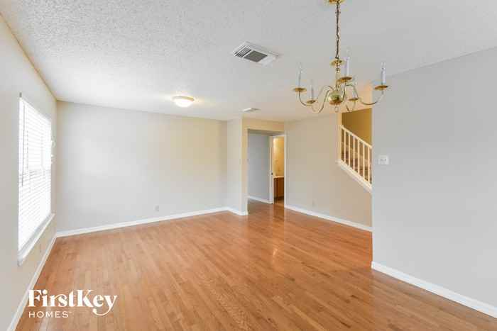 8226 Cantura Mills - Photo 3 of 15