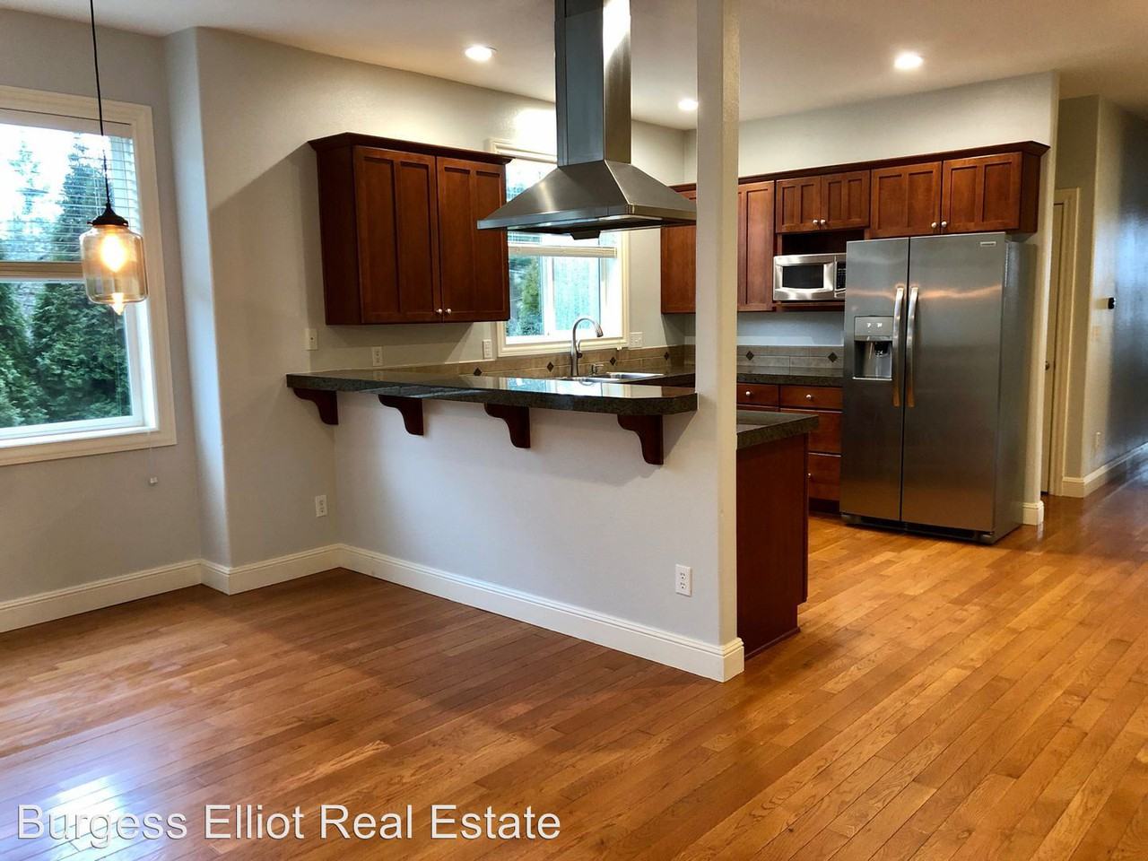 11042 Sw 51st Ave - Photo 3 of 14