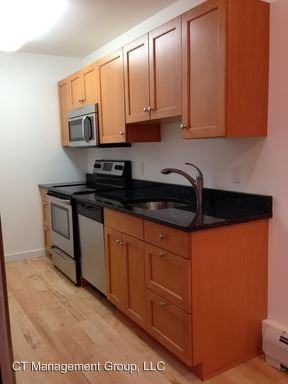 5 Foxhollow Dr - Photo 2 of 8