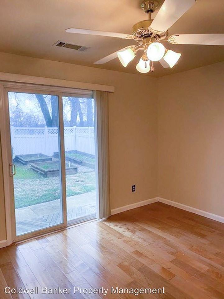 3574 Bearwood Place - Photo 2 of 3