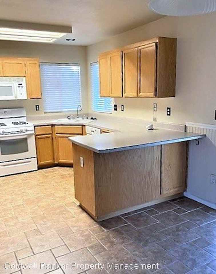 3574 Bearwood Place - Photo 3 of 3