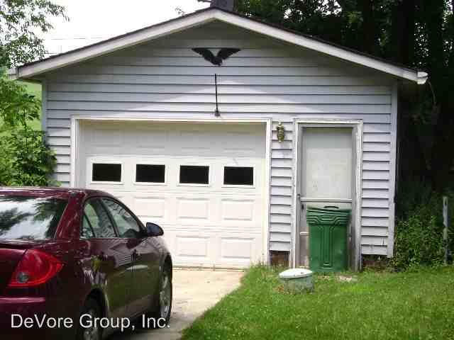 65 Mcintosh Ct - Photo 3 of 10